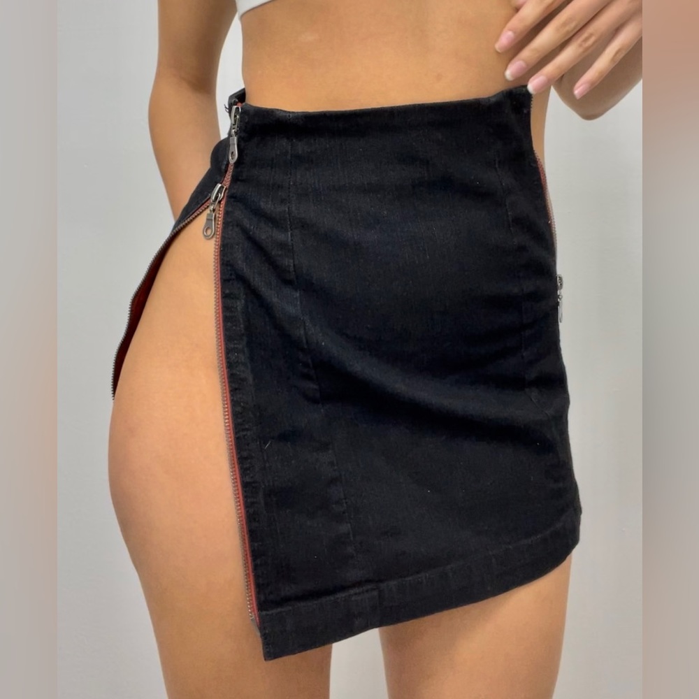 Carmar double zipper high waisted mini skirt